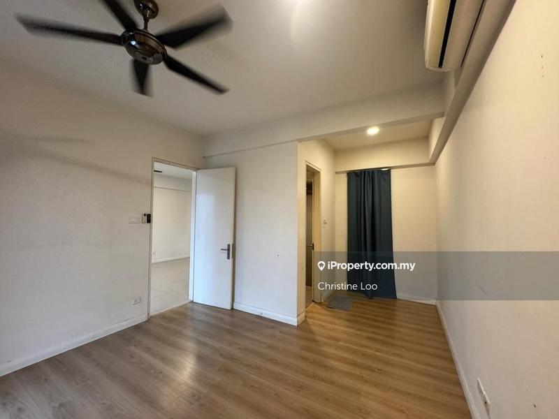 Service Residence for Sale in Nova Saujana by Christine Loo - iProperty.com.my