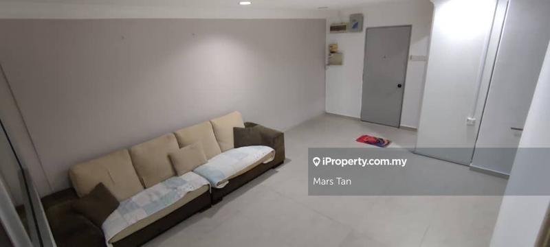 For Sale - Renovated / Tenanted【 Lvl 1 ENDLOT OFFICE 】Taman Pusat Kepong , Segambut