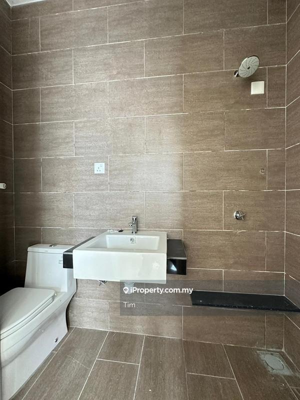 Service Residence for Sale in Ong Kim Wee Residence by Tim - iProperty.com.my