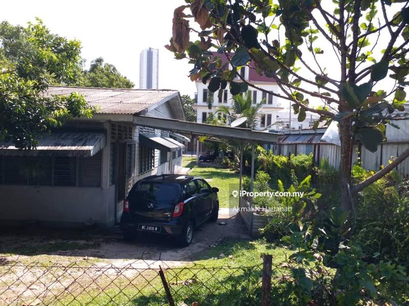 Banglo Tanah untuk Dijual di xp5xq, Ampang oleh Akmal N Hartanah - iProperty.com.my