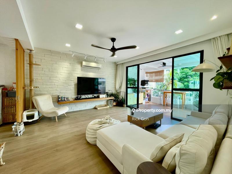 For Sale - Scotland Villa