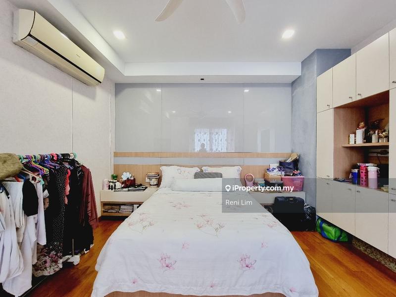Bungalow House for Sale in Kota Damansara, Selangor by Reni Lim - iProperty.com.my
