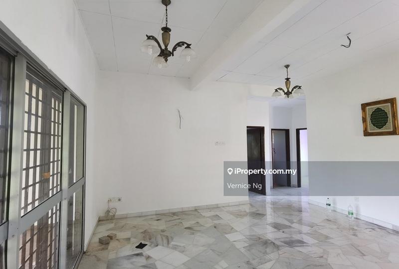 Banglo untuk Dijual di Pantai Sepang Putra, Sepang oleh Vernice Ng - iProperty.com.my