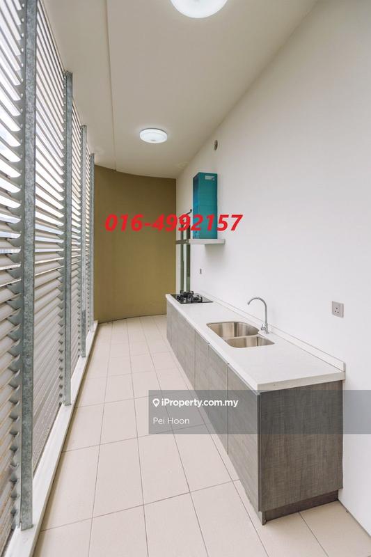 For Sale - 8 Gurney (The Shore Condominium)