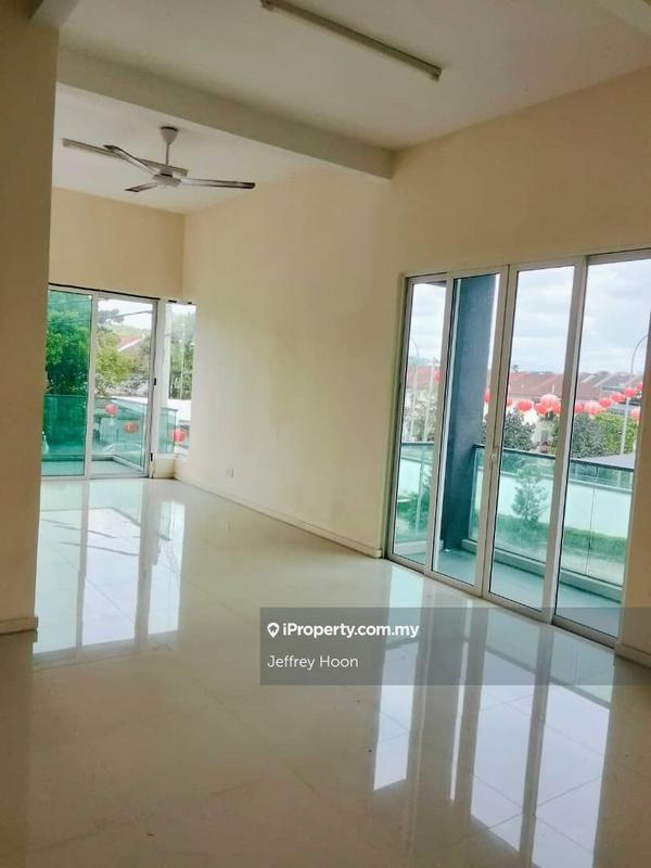 Townhouse for Sale in Viridian Cheras Idaman, Bandar Sungai Long by Jeffrey Hoon - iProperty.com.my