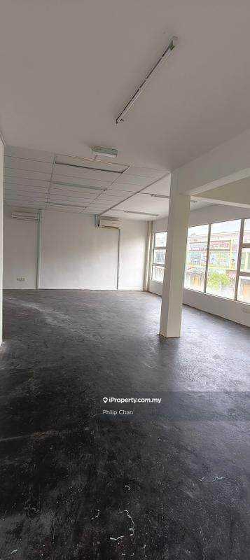 Kedai untuk Disewa di Taman Saujana Puchong, Seri Kembangan oleh Philip Chan - iProperty.com.my
