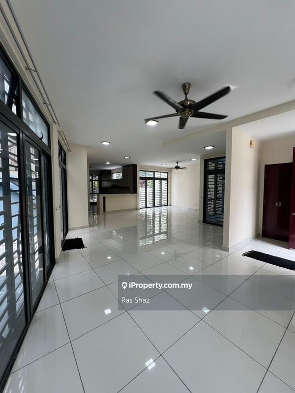 3-storey Terraced House for Sale in Laman Glenmarie, Shah Alam by Ras Shaz - iProperty.com.my