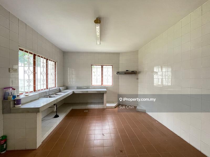 Bungalow House untuk Dijual di Taman Overseas Union (Taman Oug), Jalan Klang Lama (Old Klang Road) oleh Suli Chin - iProperty.com.my