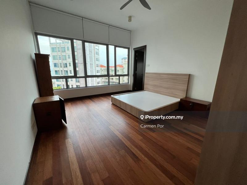 Condominium for Rent in Infinity Beachfront Condominium by Carmen Por - iProperty.com.my