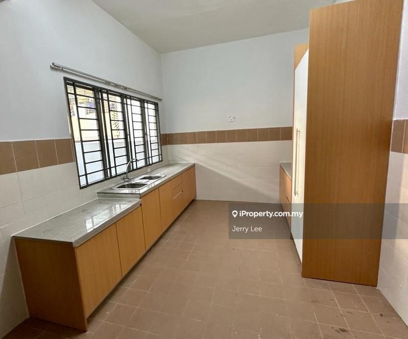 Semi-Detached House for Rent in Taman Puncak Jalil, Seri Kembangan by Jerry Lee - iProperty.com.my