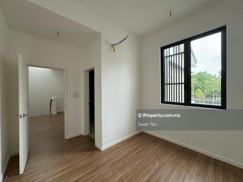 Rumah Teres 2-Tingkat untuk Dijual di Bandar Tropicana Aman, Telok Panglima Garang oleh Swen Tan - iProperty.com.my