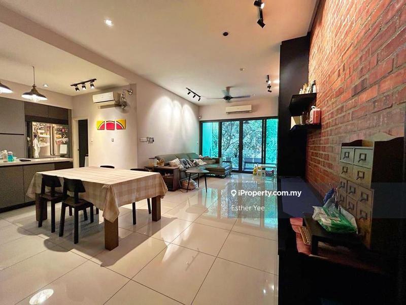 Townhouse for Sale in Country Heights Damansara, Kuala Lumpur by Esther Yee - iProperty.com.my