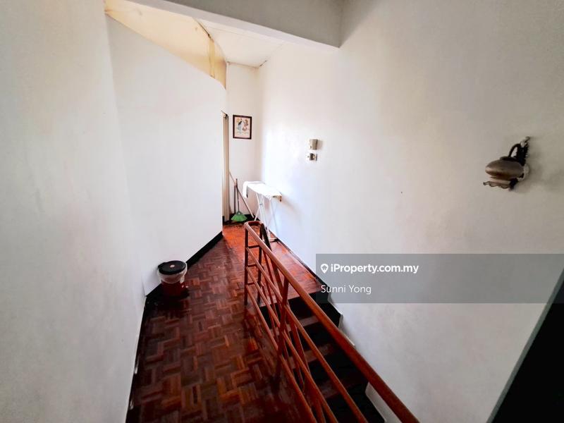 1.5-storey Terraced House for Sale in Bandar Kinrara Seksyen 1, Bandar Kinrara by Sunni Yong - iProperty.com.my