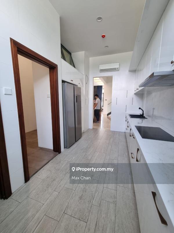 Semi-Detached House for Sale in Putra Heights, Subang Jaya by Max Chan - iProperty.com.my