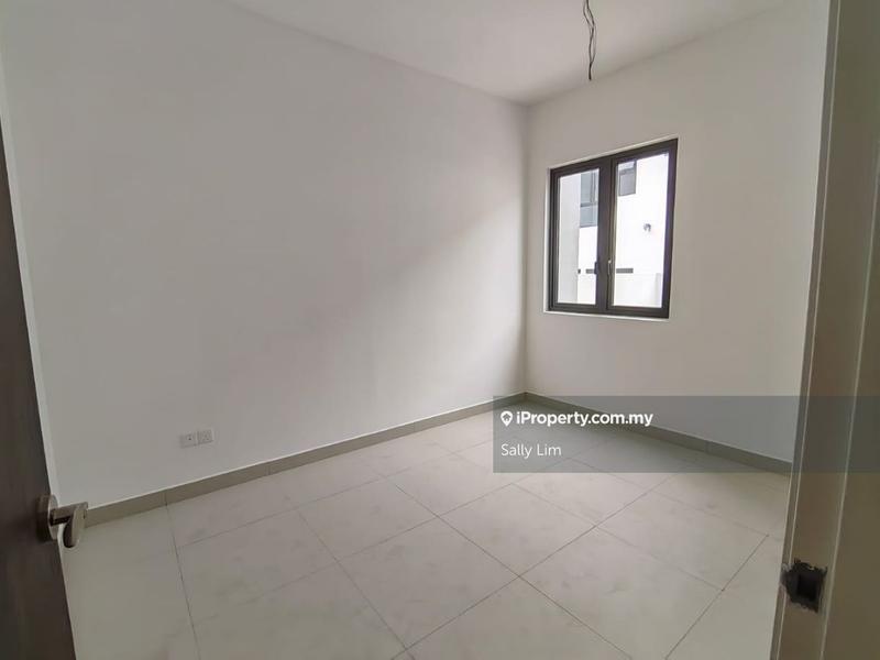 Rumah Berangkai 2.5 Tingkat untuk Dijual di Taman Puncak Jalil, Seri Kembangan oleh Sally Lim - iProperty.com.my