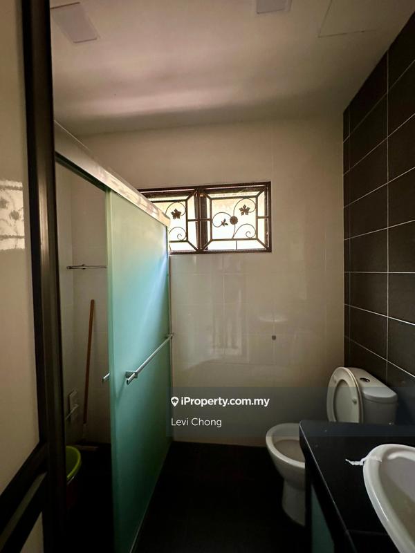 Bungalow House for Sale in Taman Merdeka, Ipoh by Levi Chong - iProperty.com.my