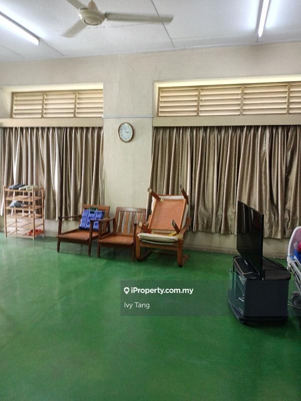Bungalow House for Sale in Canning garden, Ipoh by Ivy Tang - iProperty.com.my