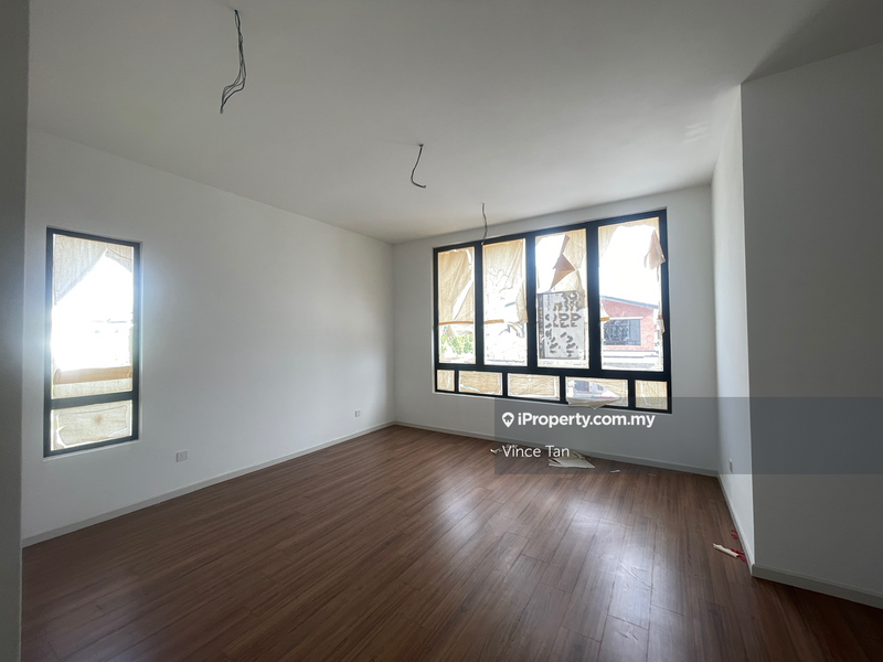 Rumah Berkembar untuk Dijual di Bandar Gamuda Gardens, Rawang oleh Vince Tan - iProperty.com.my