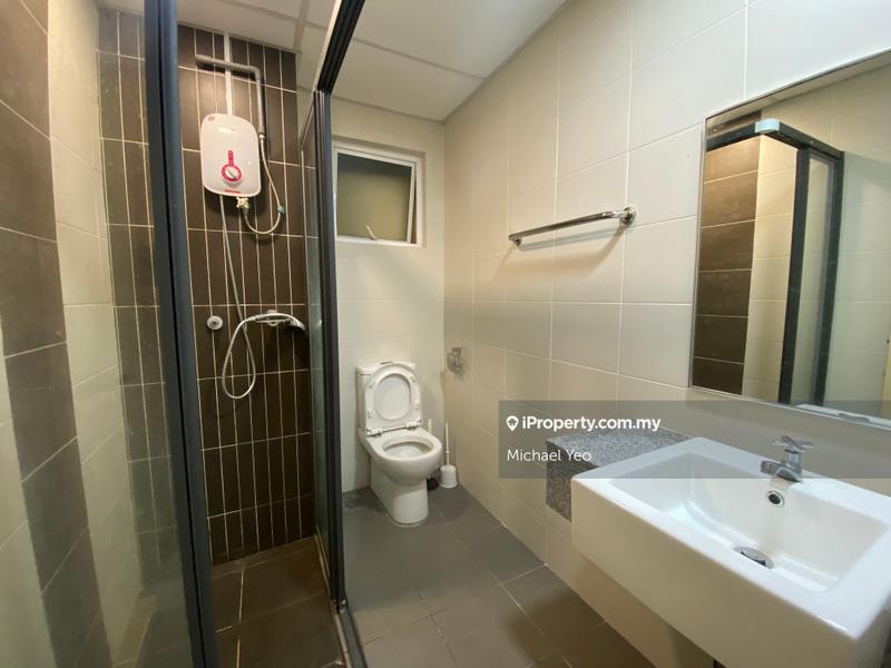 For Rent - Metropolitan Square