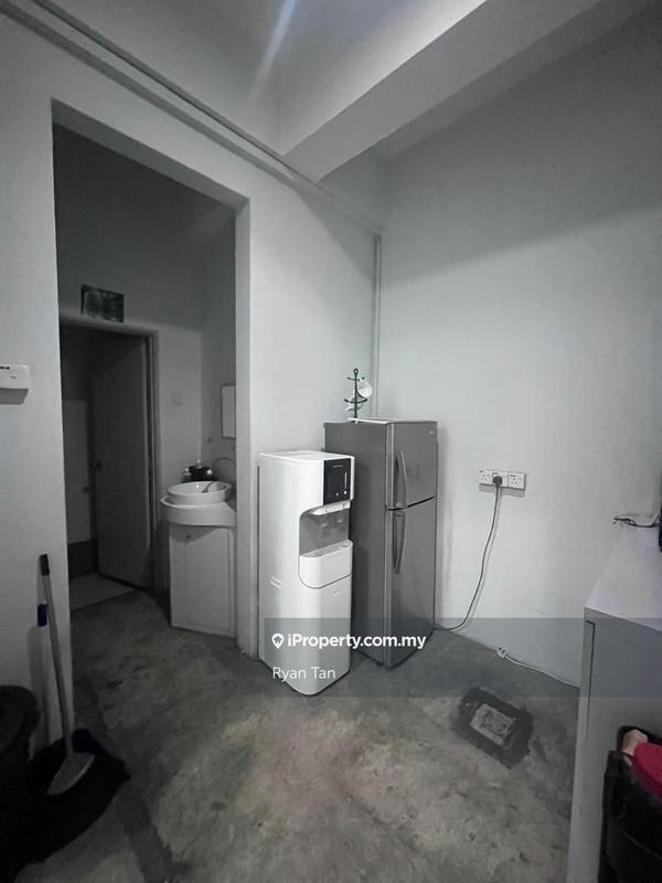 Shop / Office untuk Dijual di Kampung Sungai Kayu Ara, Petaling Jaya oleh Ryan Tan - iProperty.com.my