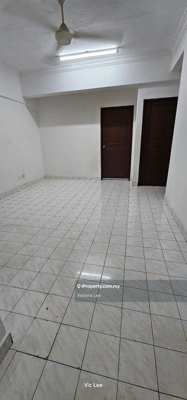 For Sale - Flat Dahlia