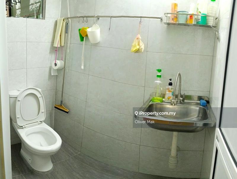 For Sale - Vista Komanwel B