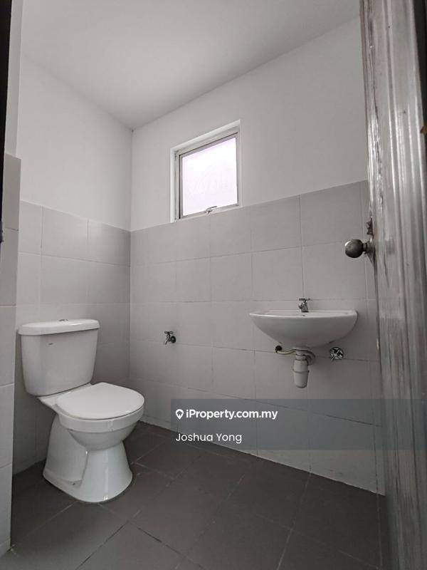 Kedai untuk Dijual di Eco Majestic, Semenyih oleh Joshua Yong - Bathroom - iProperty.com.my