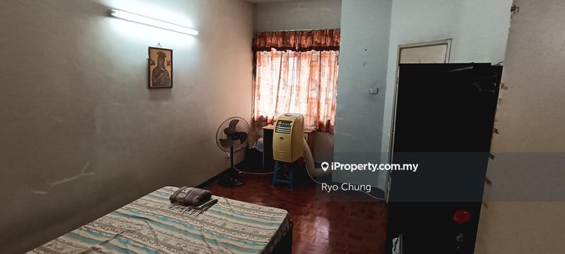 Rumah Berangkai 2 Tingkat untuk Dijual di BU4 [End Lot], Bandar Utama, Damansara PJ, Bandar Utama oleh Ryo Chung - iProperty.com.my