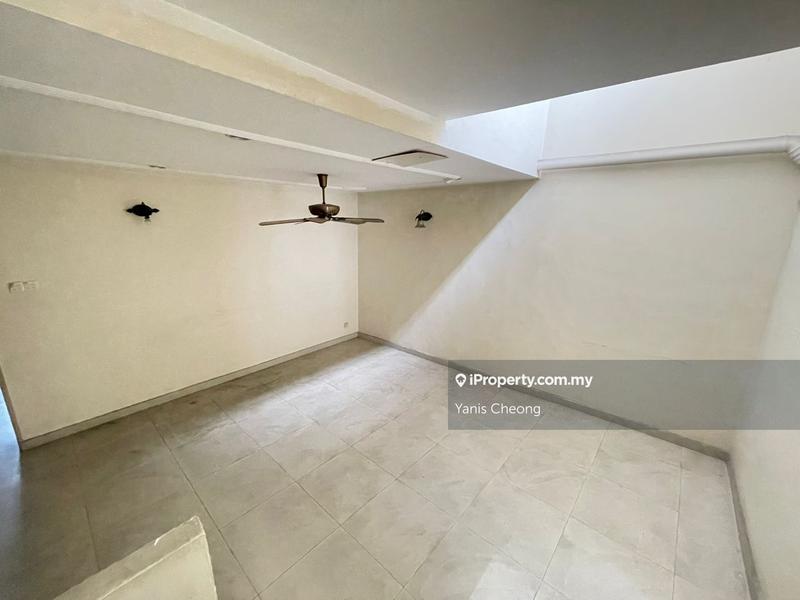 2.5-storey Terraced House for Sale in Taman Wangsa Permai, Kepong by Yanis Cheong - iProperty.com.my