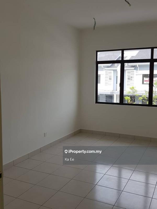 Rumah Teres 2-Tingkat untuk Dijual di M Residence 2 Alpine, Rawang oleh Ka Ee - iProperty.com.my