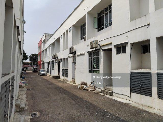 Shop for Sale in Taman Pasir Putih, Pasir Gudang by CY Chew - iProperty.com.my