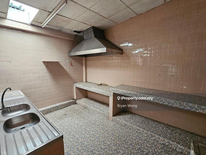 Rumah Berkembar untuk Dijual di SS 21, Damansara Utama, Petaling Jaya oleh Bryan Wong - iProperty.com.my