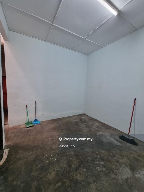 Rumah Berangkai 1 Tingkat untuk Dijual di Taman Broleh, Batu Pahat oleh Albert Teo - iProperty.com.my