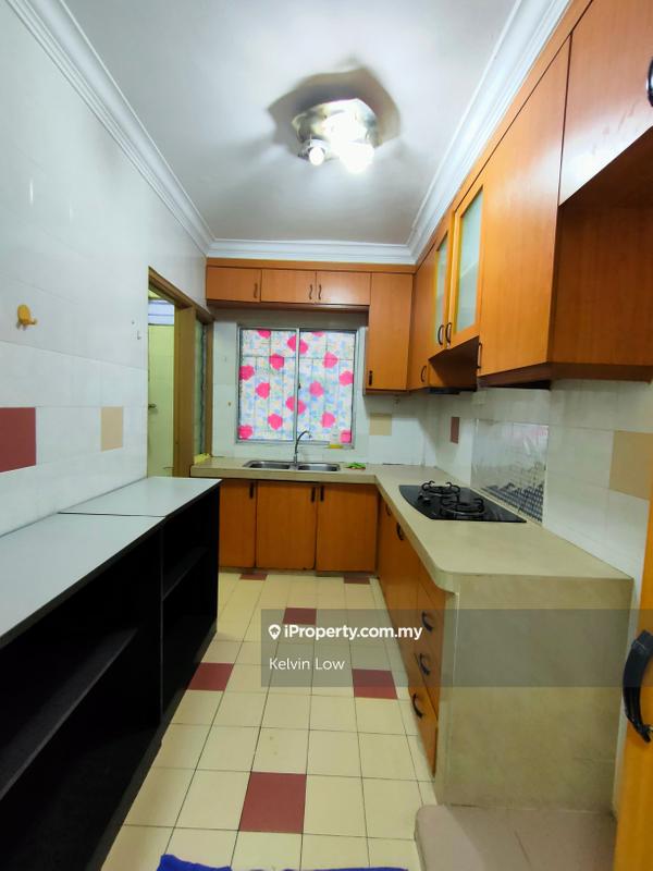 Pangsapuri untuk Dijual di Pangsapuri Carlina oleh Kelvin Low - iProperty.com.my