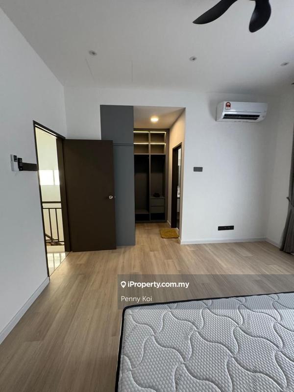 Rumah Berangkai 2 Tingkat untuk Dijual di Taman Sri Penawar, Pengerang oleh Penny Koi - iProperty.com.my