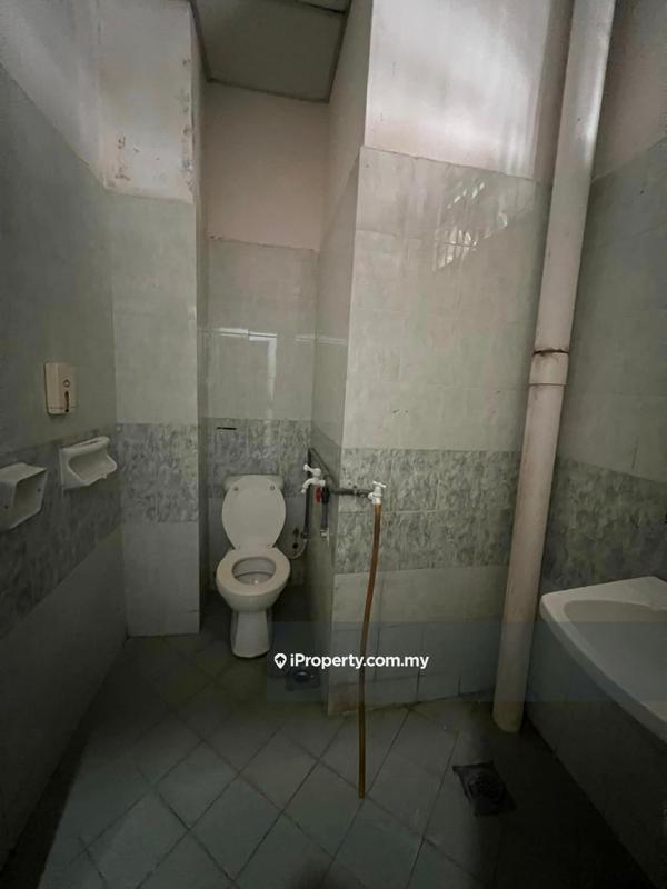 Shop for Sale in Tampoi, Johor by Cora Loh - iProperty.com.my