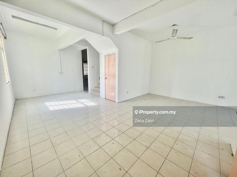 2-storey Terraced House for Sale in Ukay Bistari, Ulu Kelang by Zana Zakri - iProperty.com.my
