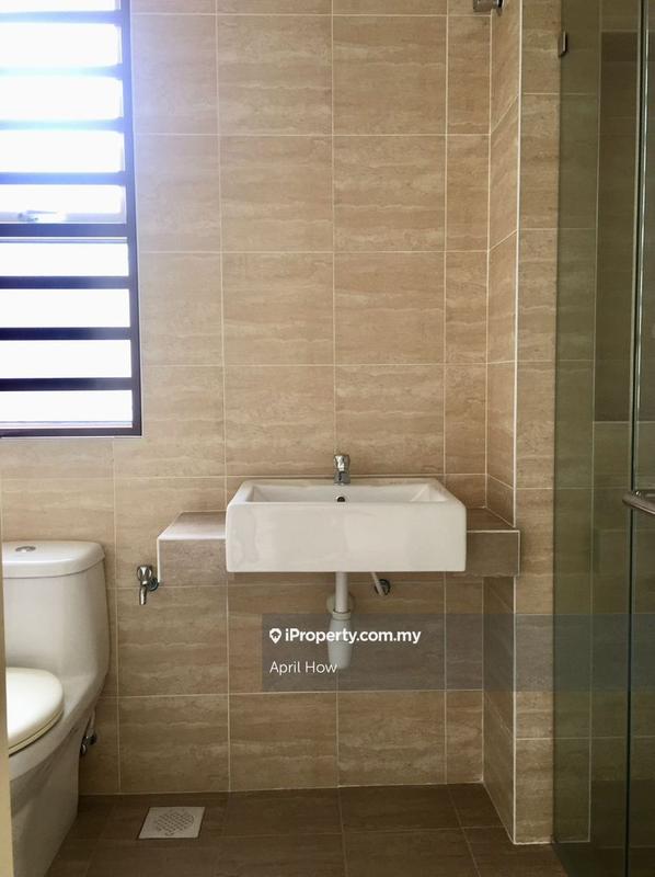 Rumah Berangkai 2 Tingkat untuk Dijual di Bandar Seri Coalfields, Sungai Buloh oleh April How - iProperty.com.my