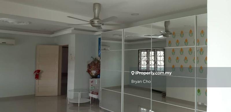Rumah Berangkai 2 Tingkat untuk Dijual di Taman Saujana Impian, Kajang oleh Bryan Cho - iProperty.com.my