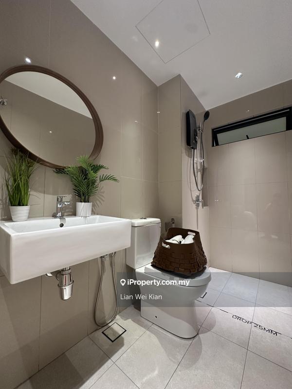 Residensi Servis untuk Dijual di M Azura oleh Lian Wei Kian - iProperty.com.my