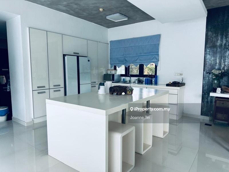 Bungalow House untuk Dijual di Perdana Lakeview East, Cyberjaya oleh Joanne Tei - iProperty.com.my
