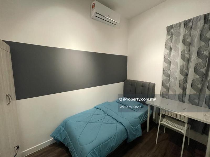 For Rent - Paramount Utropolis