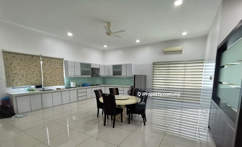 Bungalow House for Sale in A Famosa Resort, Alor Gajah by Tim - iProperty.com.my