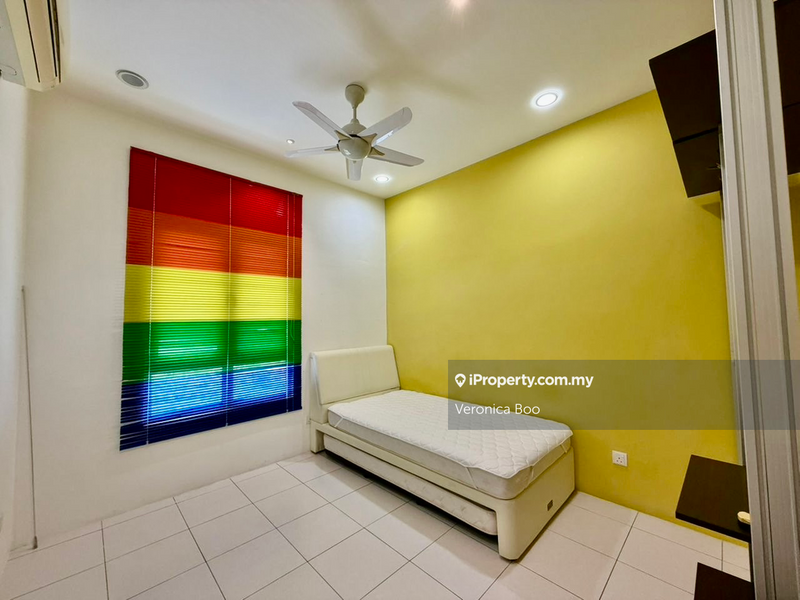 Condominium for Sale in 10 Island Resort by Veronica Boo - iProperty.com.my