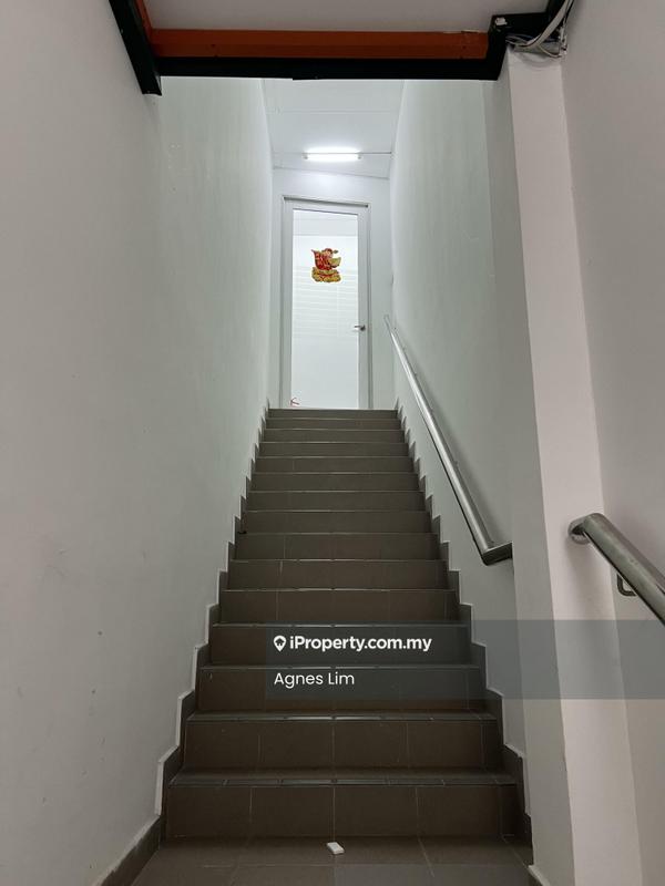 Shop / Office for Rent in Bandar Bukit Raja, Klang by Agnes Lim - Corridor - iProperty.com.my