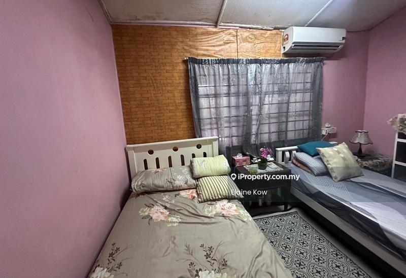 1-storey Terraced House for Sale in Seksyen 14, Petaling Jaya by Elaine Kow - Bedroom - iProperty.com.my