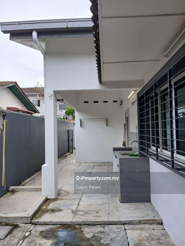 Banglo untuk Dijual di Seksyen 4, Petaling Jaya oleh Gajen Palam - iProperty.com.my