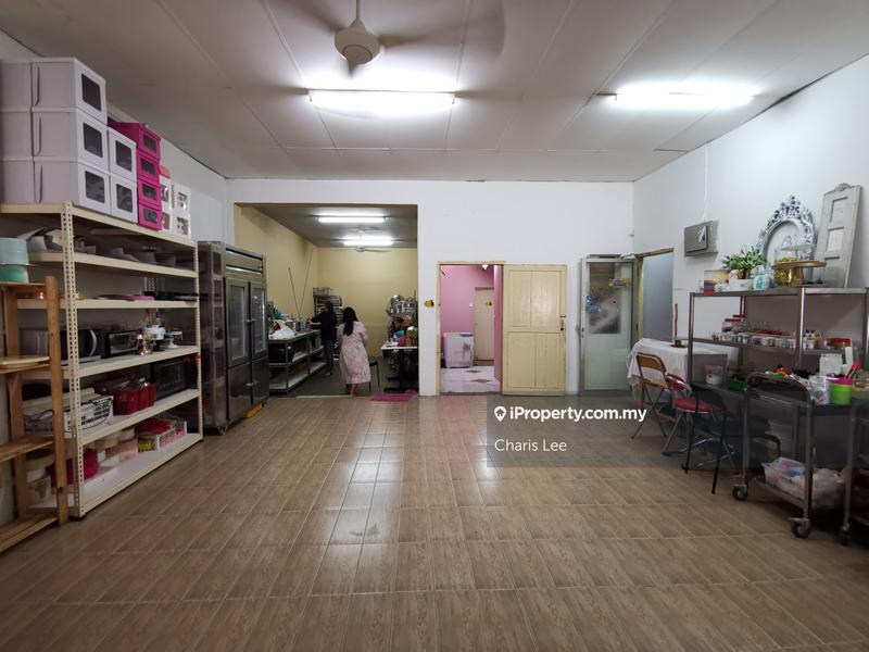 Kedai untuk Dijual di Seksyen 1, Petaling Jaya oleh Charis Lee - iProperty.com.my