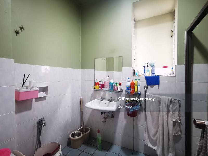 Rumah Berangkai 2 Tingkat untuk Dijual di Bandar Baru Sri Petaling, Sri Petaling oleh Jun Kee - iProperty.com.my