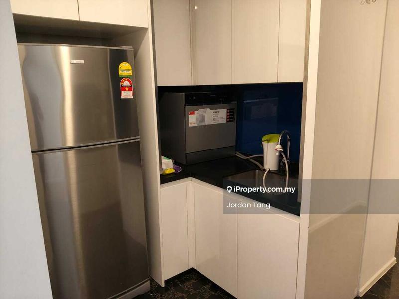 Kediaman Servis untuk Disewa di Arcoris Residences oleh Jordan Tang - Kitchen - iProperty.com.my